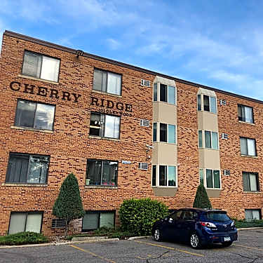 Cherry Ridge Apartments 101 Glenwood Ave Mankato Mn Apartments For Rent Rent Com