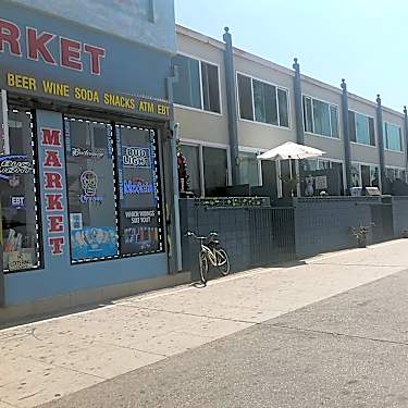 Beach House 1101 Ocean Front Walk Venice Ca Apartments For