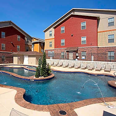 The Lodges At Kensington Park 1303 S Lexington Avenue Springfield Mo Apartments For Rent Rent Com