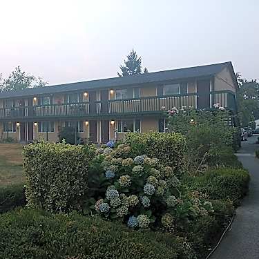 Cedar Point Apartments 2922 M St Se Auburn Wa Apartments For Rent Rent Com