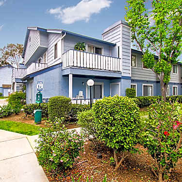 Camden Park 525 East Camden Avenue El Cajon Ca Apartments For Rent Rent Com