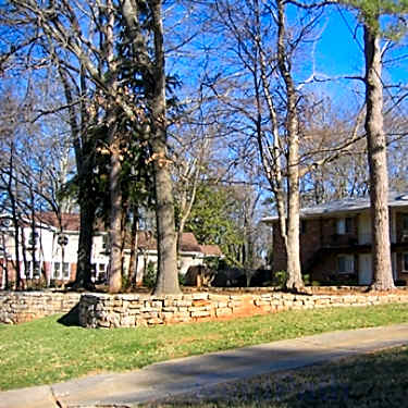 Oakhurst Place Apartments 750 East Lake Drive Decatur Ga