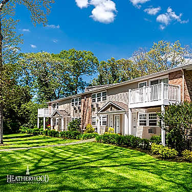 Pinewood Village 1998 Route 112 Coram Ny Apartments For Rent