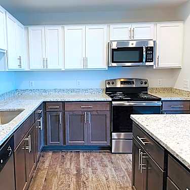 Park 216 1001 Beringer Road Suffolk Va Apartments For Rent Rent Com