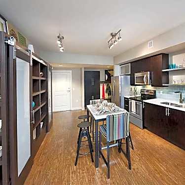Gardens At Cherry Creek 225 South Harrison Street Denver Co Apartments For Rent Rent Com