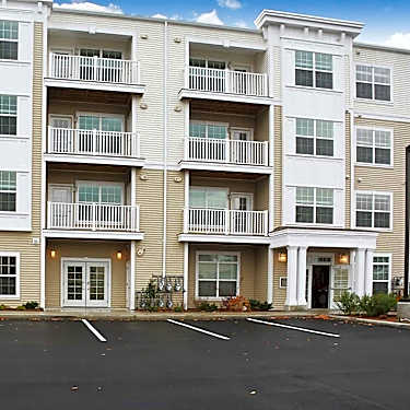 The Flats At 520 520 Washington Ave North Haven Ct Apartments For Rent Rent Com