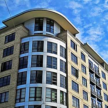 luxury apartment homes in the pearl