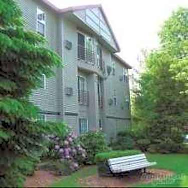Westwoods 24 Bridle Path Circle Randolph Ma Apartments For Rent Rent Com