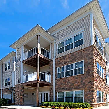 Ten Sampson 10 Sampson Street Saddle Brook Nj Apartments For Rent Rent Com