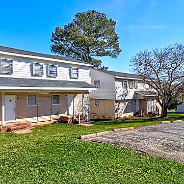 Creekside At Macon 2139 Meriwood Dr Macon Ga Apartments For Rent Rent Com