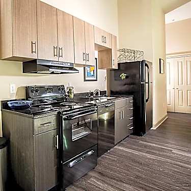 Village Lofts 511 North Cherry Street Winston Salem Nc Apartments For Rent Rent Com