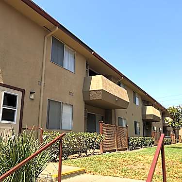 El Dorado Of Fullerton 3060 Madison Ave Fullerton Ca Apartments For Rent Rent Com
