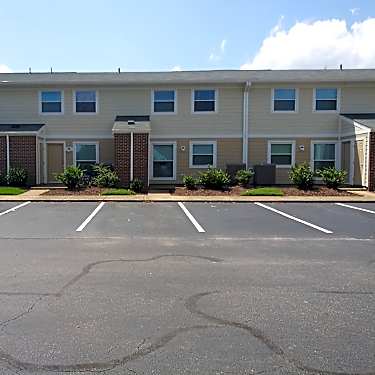 Sumler Terrace Apts 720 Appomattox St Norfolk Va Apartments