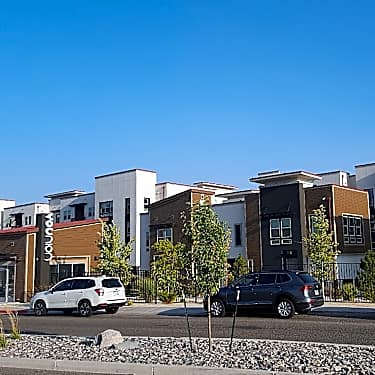 Younion Student Living 2780 Enterprise Rd Reno Nv Apartments