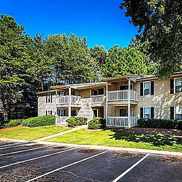 Reserve At Sweetwater Creek 99 Creekside Circle Austell Ga Apartments For Rent Rent Com