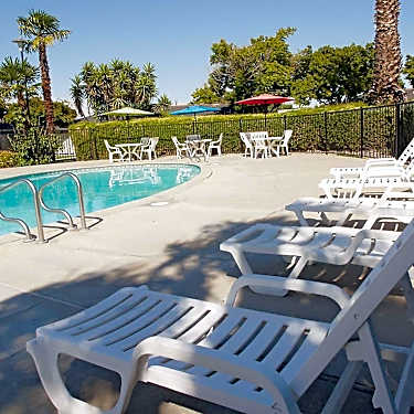 Garden East Apartments 1213 Norwegian Avenue Modesto Ca Apartments For Rent Rent Com