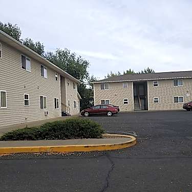 The Meadows At Alder 1902 N Walnut Ellensburg Wa Apartments