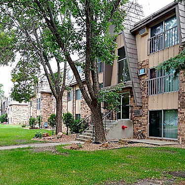 Northway Apartments 1225 14th St N Saint Cloud Mn Apartments