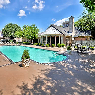 Bentley Place At Willow Bend 5945 West Parker Road Plano Tx