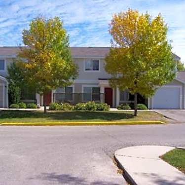 Meadow Wood Of Ames 4348 Maricopa Drive Ames Ia Apartments For Rent Rent Com