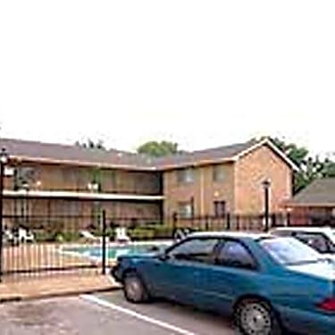 Franciscan Apartments 1201 Winifred Garland Tx Apartments For