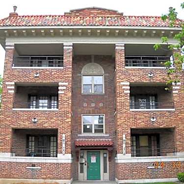 Gotham Apartments 2718 East Linwood Boulevard Kansas City Mo Apartments For Rent Rent Com
