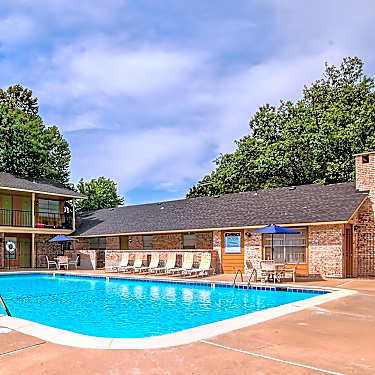 South Glen 5645 South Peoria Tulsa Ok Apartments For Rent