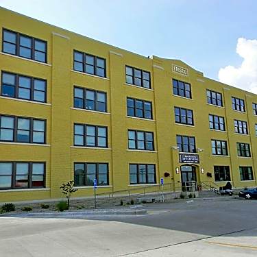 Frisco Lofts 309 N Jefferson Ave Springfield Mo Apartments For Rent Rent Com