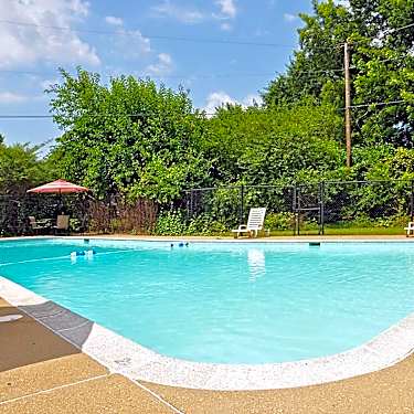 Rock Creek Apartments 2830 Broad Rock Blvd Richmond Va Apartments For Rent Rent Com