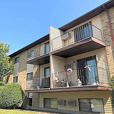 Edgewood Court Apartments 3301 Broadway N Fargo Nd Apartments