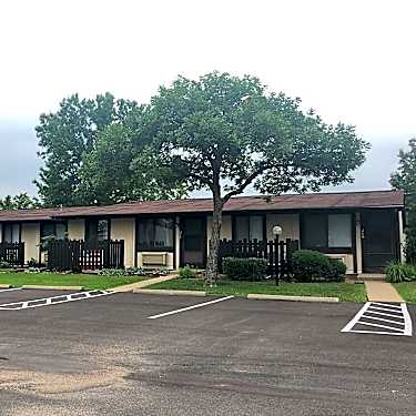 Amber Court Apartments 232 Amber Crest Dr O Fallon Mo