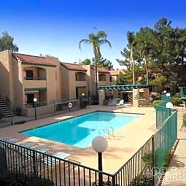 Gilbert Greens Apartments 1101 N Gilbert Rd Gilbert Az Apartments For Rent Rent Com