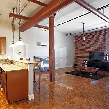 Maritime One 101 France Street Baton Rouge La Apartments For Rent Rent Com