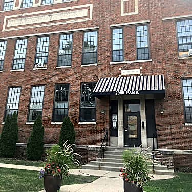 Zinsmaster Apartments 2900 Park Avenue South Minneapolis Mn Apartments For Rent Rent Com