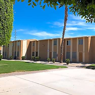 Medpark Apartments 2330 S Avenue A Yuma Az Apartments For