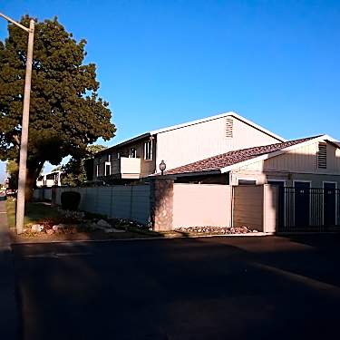 Cinnamon Villas 335 E Cinnamon Dr Lemoore Ca Apartments For Rent Rent Com