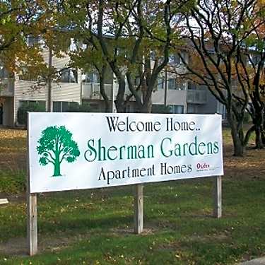 Sherman Gardens 5900 N Sherman Blvd Milwaukee Wi Apartments