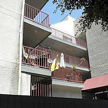 City Terrace 425 E 3rd St Long Beach Ca Apartments For Rent