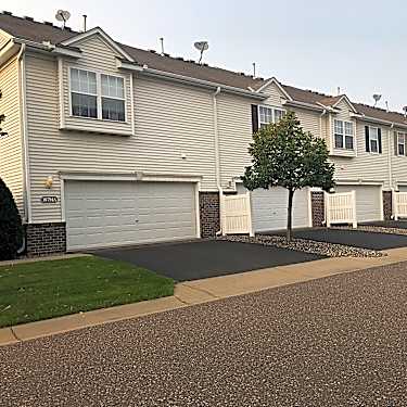 10794 Hawthorn Tr Woodbury 10794 Hawthorn Trl Saint Paul Mn Apartments For Rent Rent Com