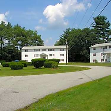 Rosewood Apartment Living 1 7 Meisner Circle Salem Nh Apartments For Rent Rent Com