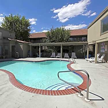 Open Circles West 1690 Merchant Street Sparks Nv Apartments For Rent Rent Com