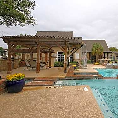 Village Green Of Bear Creek 1800 Fuller Wiser Road Euless Tx