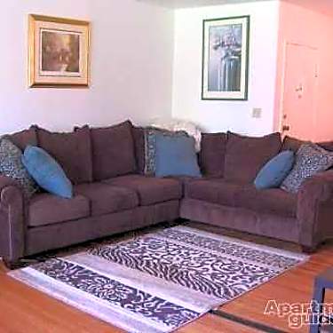Riverhill Apartments 185 Van Rensselaer Boulevard Menands Ny Apartments For Rent Rent Com