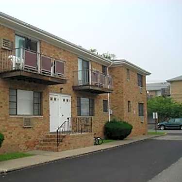 Lodi Circle Apartments 25 Route 46 West Lodi Nj Apartments