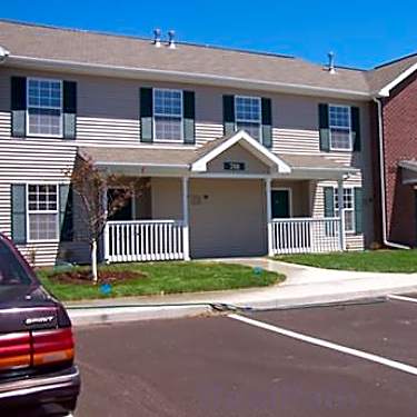 Willow Grove Townhouses 850 South 38th Street Escanaba Mi