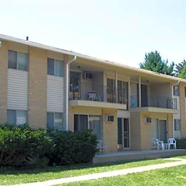 Denway Circle Apartments 544 Denway Circle Suite 9 Kalamazoo Mi Apartments For Rent Rent Com