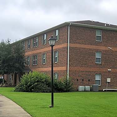 River Bridge Apartments 300 Bridge Ct Apt 101 Camden Nc