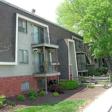 Stoneybrook North Apts 2407 Ne 43rd Street Kansas City Mo Apartments For Rent Rent Com