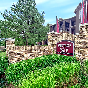 The Vintage On Yale 5202 E 81st St Tulsa Ok Apartments For Rent Rent Com