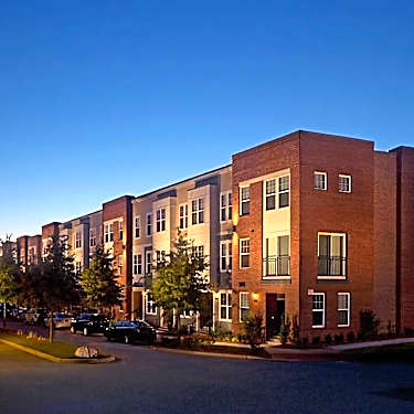 Canalside Lofts 383 Taylor Street 103 Columbia Sc Apartments For Rent Rent Com